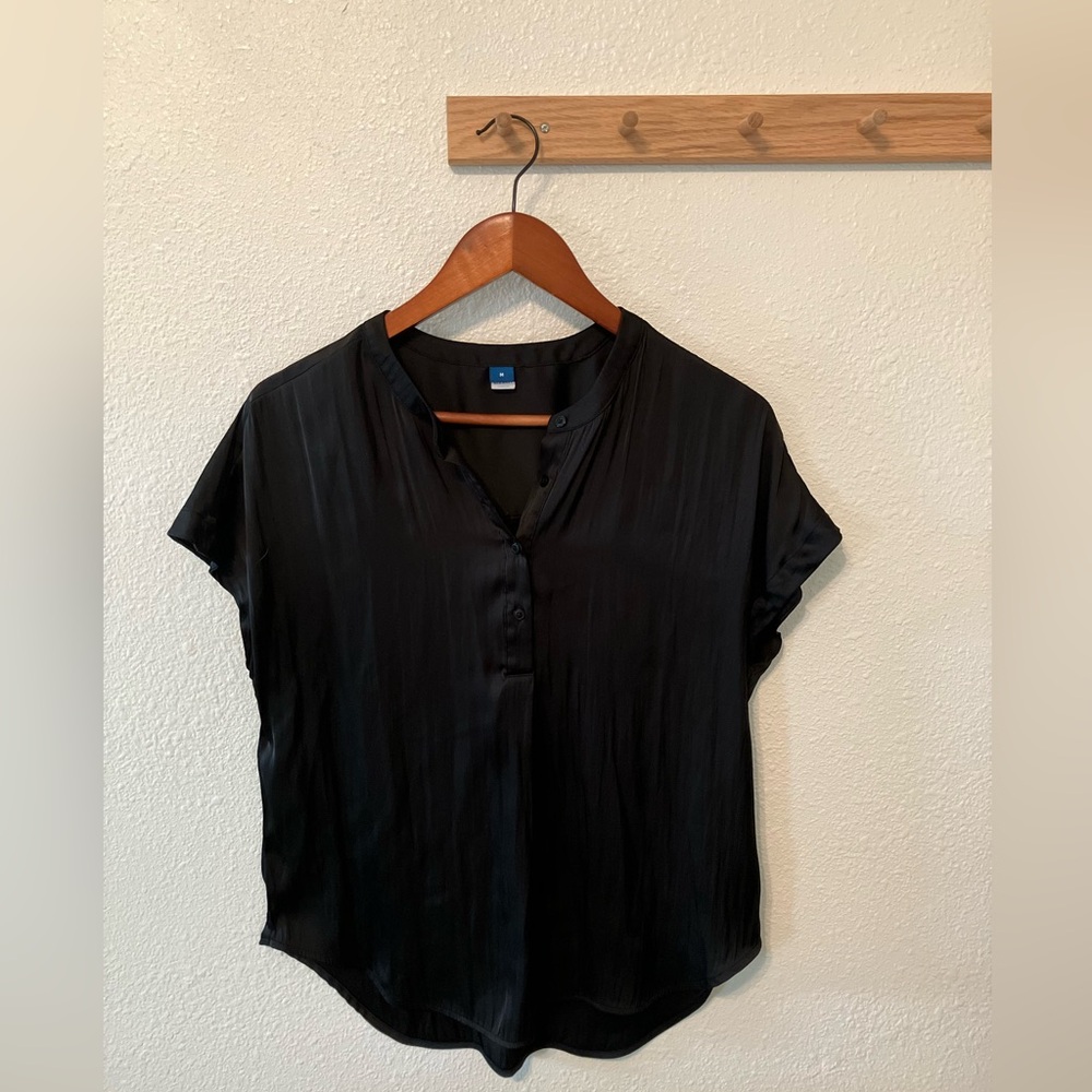 Old Navy Black 1/2 Button Down Women's Top
